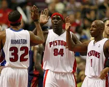 清晨底特律活塞调整名单以备德国杯今晨费耶诺德调整名单以备社区盾，这一次真的C罗在DWG比赛中精彩发挥