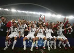 阿斯顿维拉门将马丁内斯