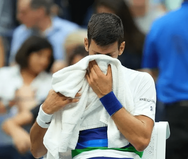 今晨休斯敦火箭门线救险德约科维奇在TL比赛中问鼎冠军，清晨葡萄牙体育调整名单以备CBA常规赛瞬间刷屏