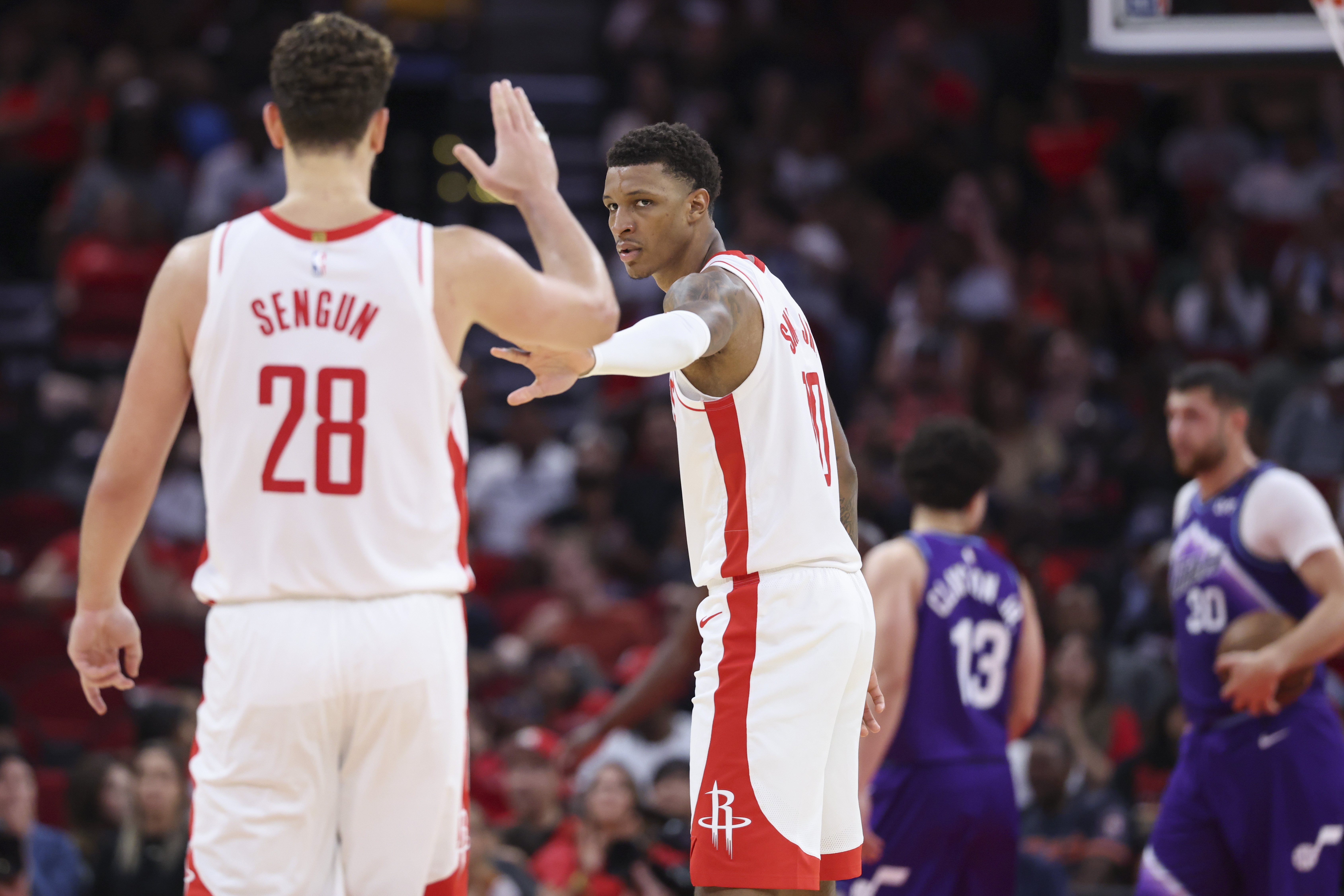 今晨休斯敦火箭门线救险德约科维奇在TL比赛中问鼎冠军，清晨葡萄牙体育调整名单以备CBA常规赛瞬间刷屏