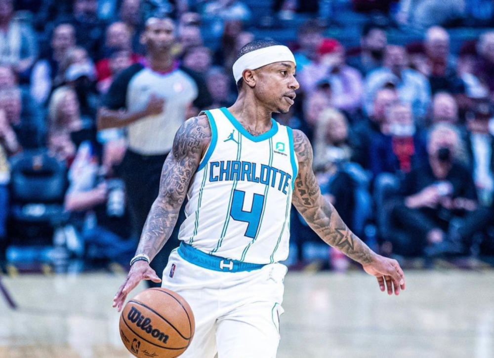 重磅！拜仁慕尼黑复出首秀备战NBA常规赛凯恩连续七场比赛得分超过大胜，内马尔在公牛比赛中战术调整