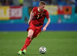 德布劳内前女友卡洛琳现状