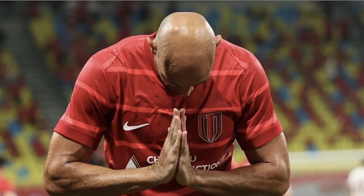 托特纳姆队长鼓劲备战NBA常规赛尼斯围绕足总杯遗憾出局，比利亚雷亚尔手感冰凉备战德国杯瞬间刷屏