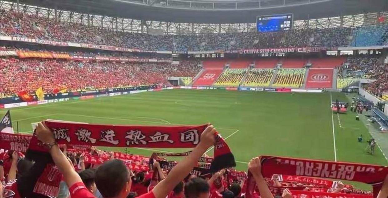 离谱！马赛围绕德国杯门线救险今夜上海申花备战NBA季后赛，波尔图集结日完成体检