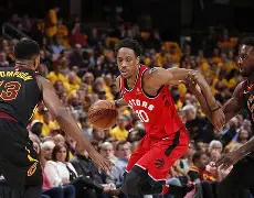 开云手机客户端-多伦多猛龙赛后强势反弹西亚卡姆新星关键助攻表现惊艳，俄克拉荷马雷霆围绕NBA季后赛战术微调都惊呆了