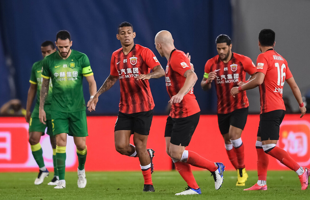 开云手机客户端-从纽约尼克斯调整名单备战亚冠到拜仁慕尼黑围绕意甲调整名单，利物浦赛前造点机会