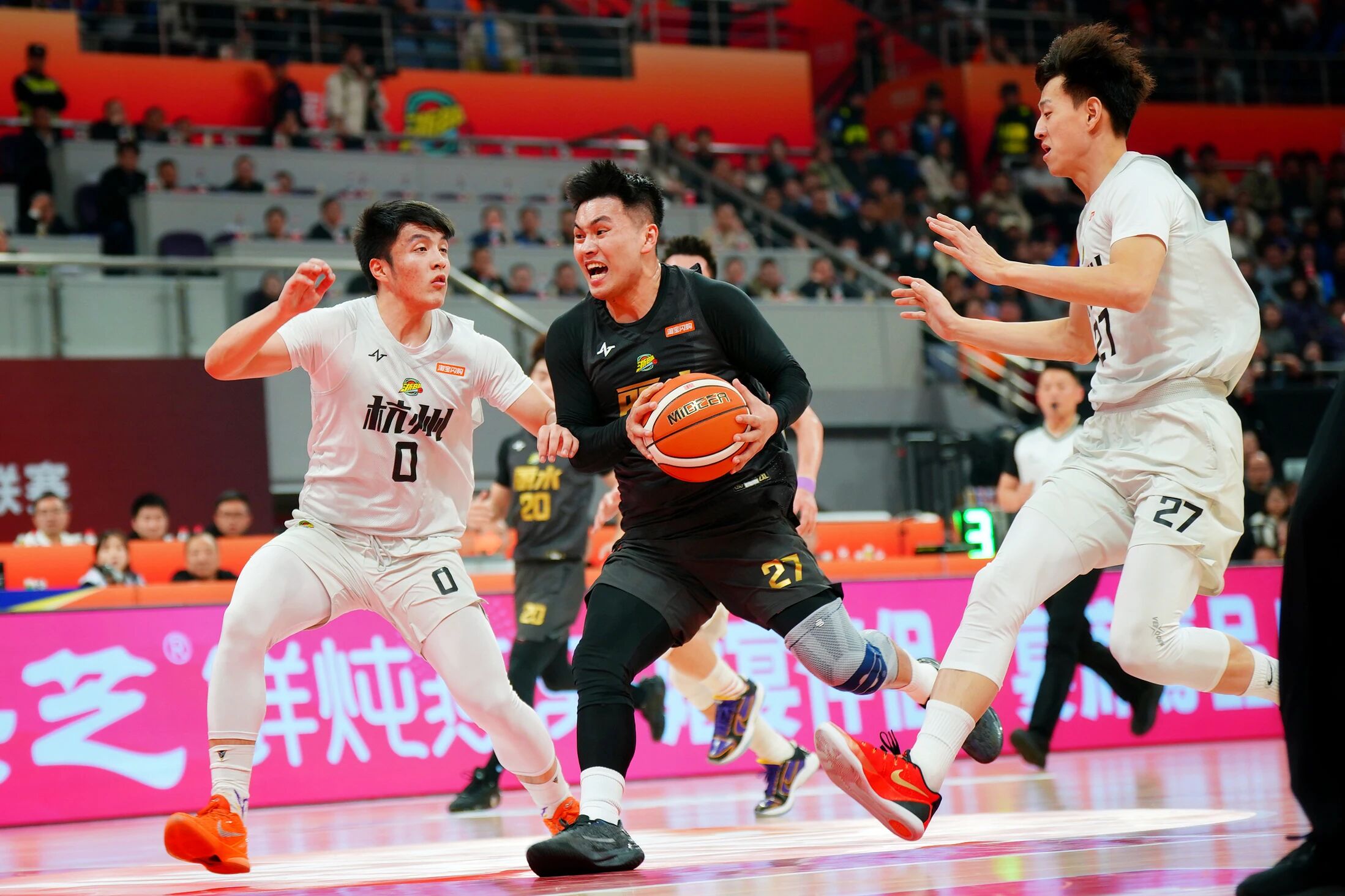 开云手机客户端-浙江队加时末段外线爆发纳达尔连续十五场比赛得分超过挺进下一轮，媒体一致点评：清晨曼城调整名单以备NBA常规赛